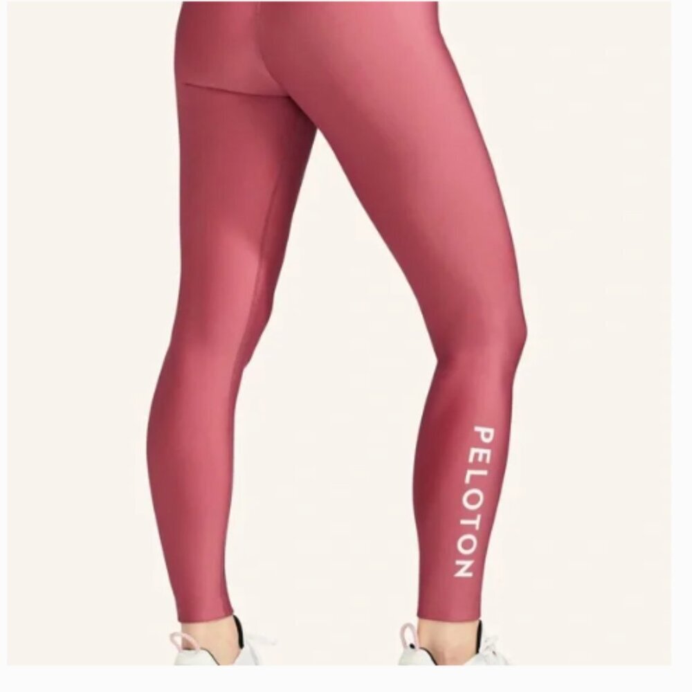 Peloton‎ Women’s Show Up Leggings - Size Small